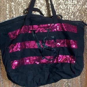 VS Tote